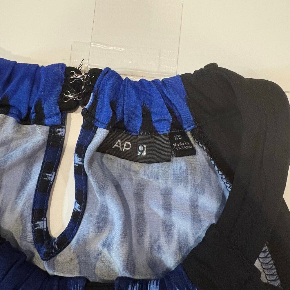 Apt.9 Blue Geometric Dress - Picture 2 of 2
